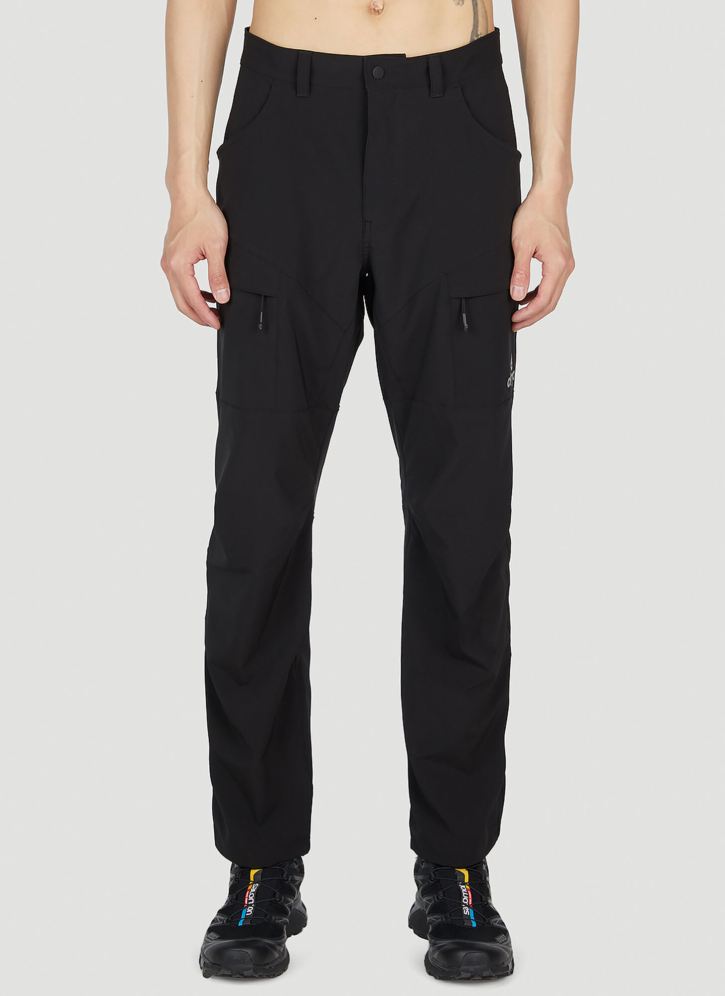 Ostrya Yarrow Hiking Pants In Black