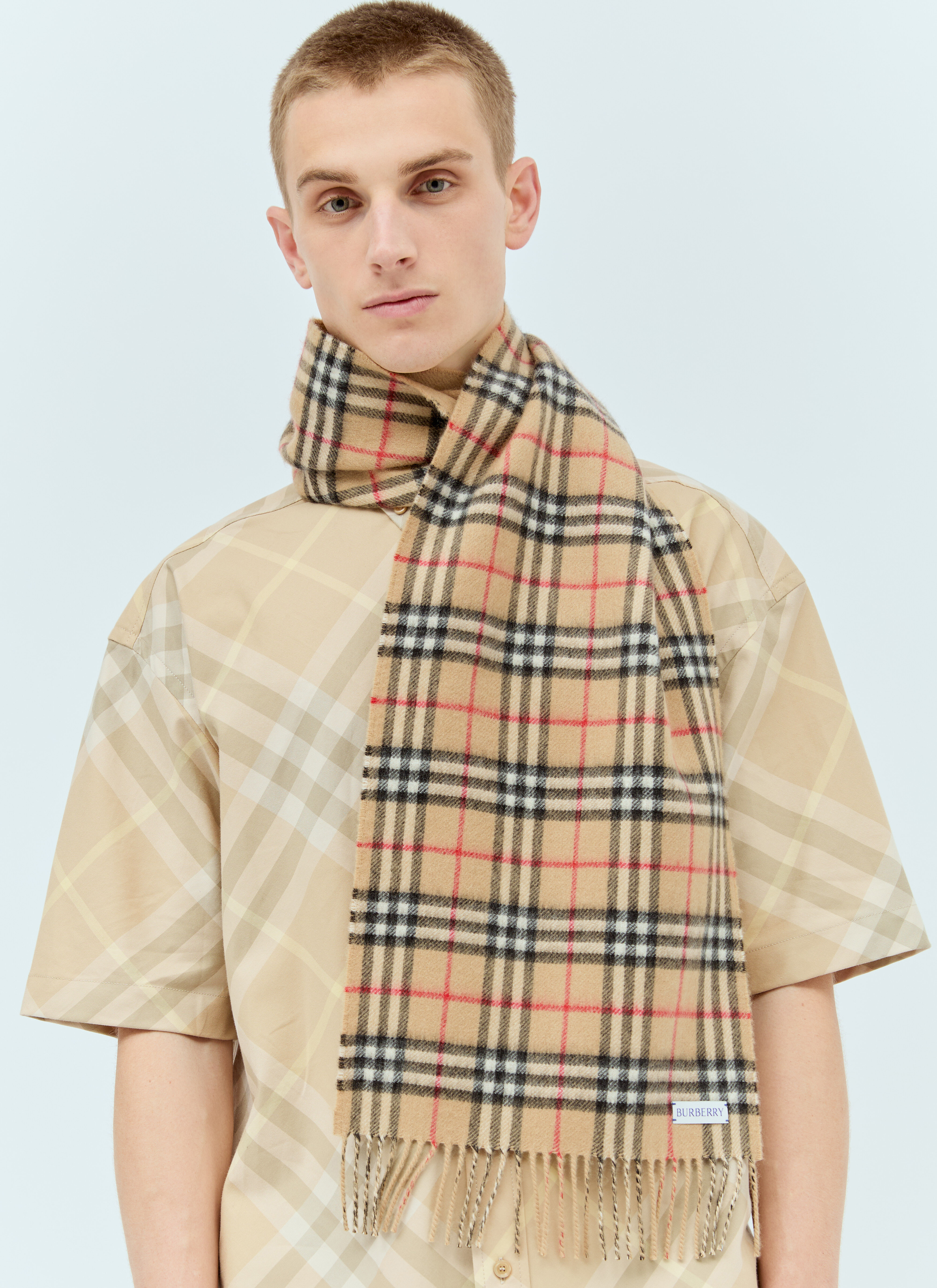 Burberry Men s Reversible Check Cashmere Scarf in Beige LN CC