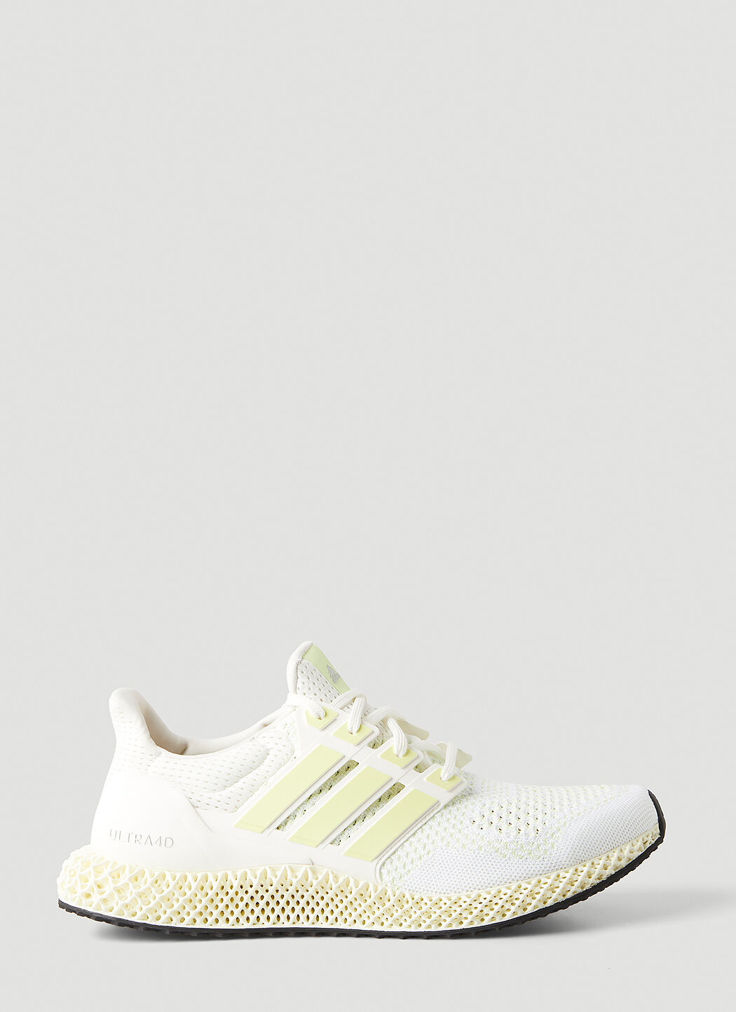 Ultra boost hot sale laces gold tip
