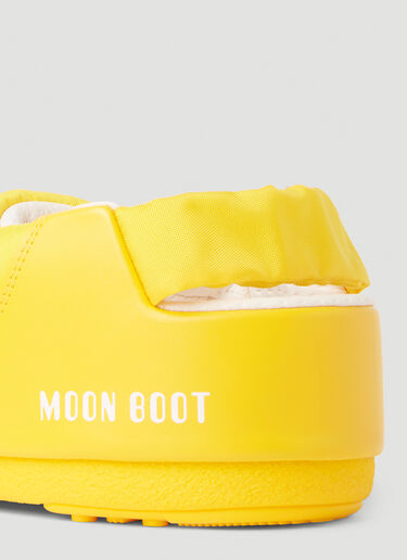 Moon Boot エボリューション ロー シューズ イエロー mnb0351006