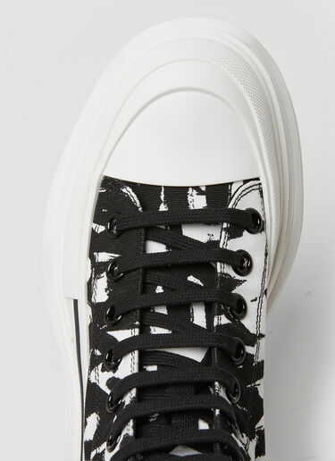 Alexander McQueen Graffiti Print Tread Slick Boots White amq0249042