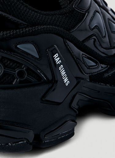 Raf Simons (RUNNER) Pharaxus Sneakers Black raf0352009