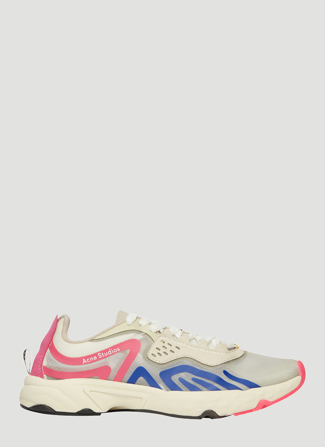 Trail Sneakers