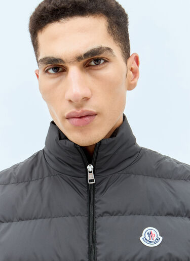 Moncler Contrin 羽绒马甲 黑色 mon0157007