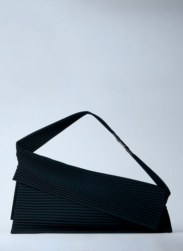 Homme Plissé Issey Miyake 오버랩 숄더백  블랙 hmp0160018