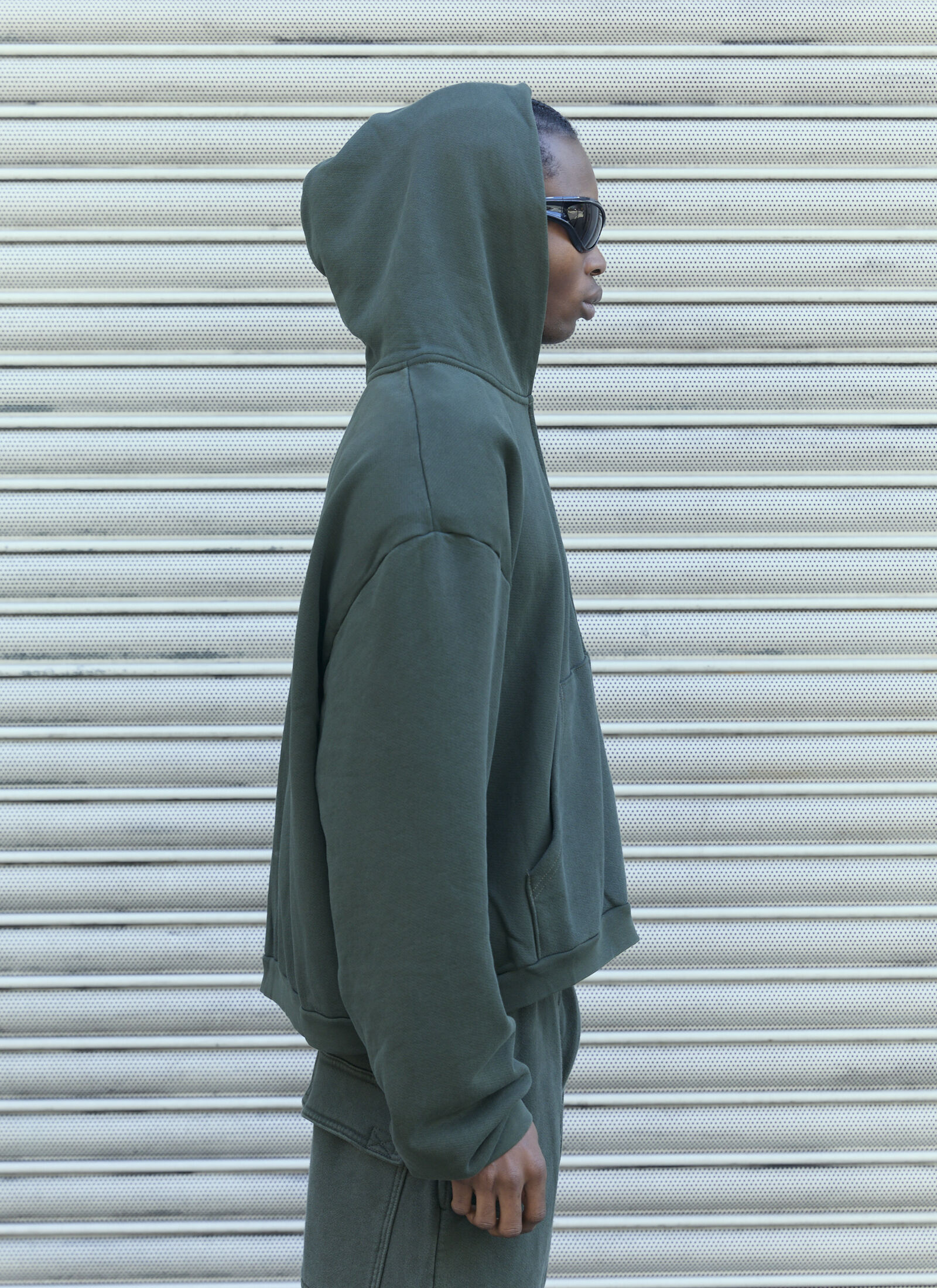 Sweatshirt with shoulder pads on sale