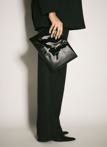 Saint Laurent Large Patent Pouch Black sla0258033
