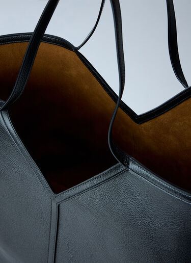 LN-CC® - Saint Laurent: Y Thin Tote Bag With Removable Pouch - Black Saint Laurent Y Thin Tote Bag With Removable Pouch Black sla0264002
