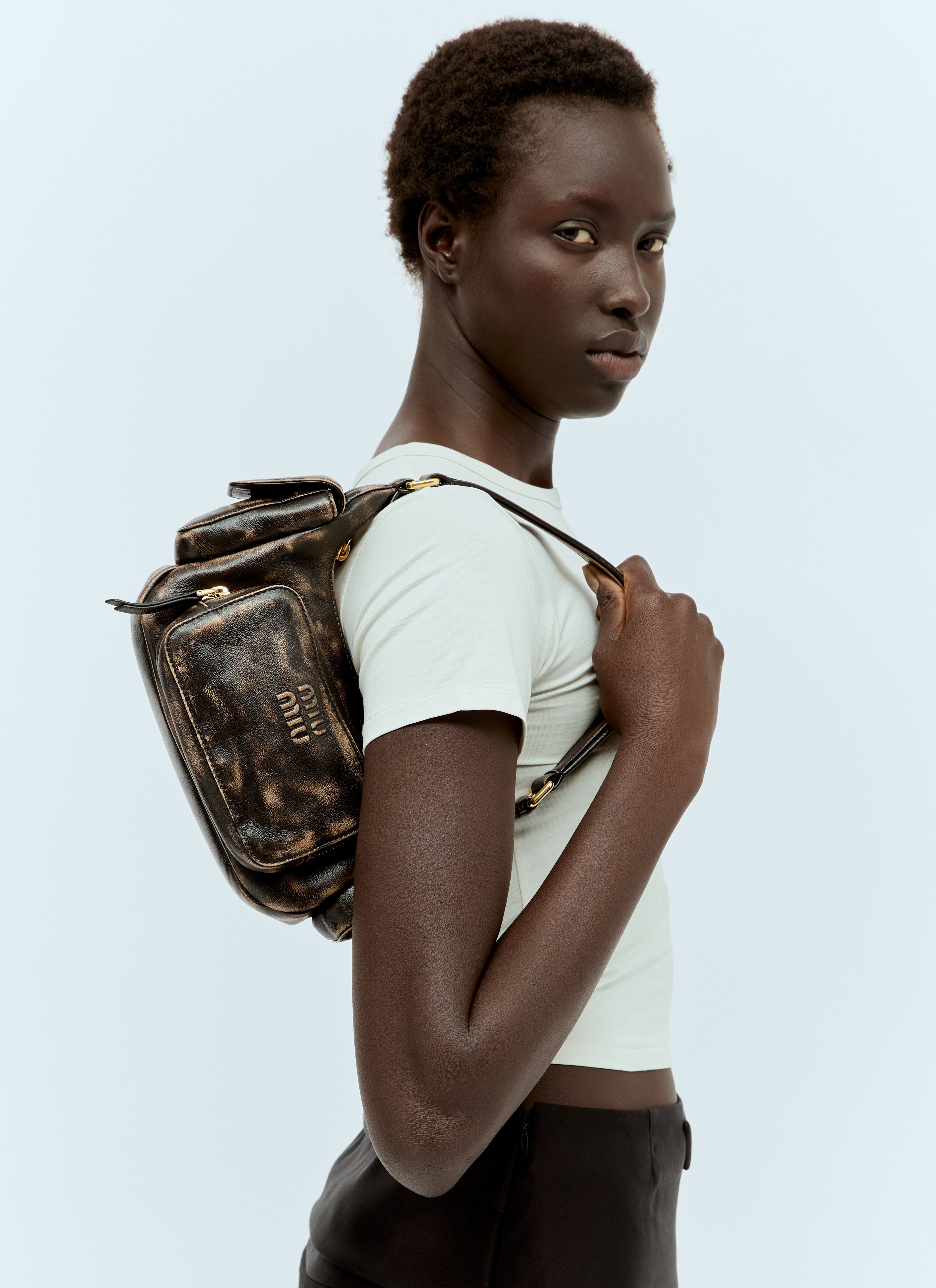 Pocket shoulder bag store