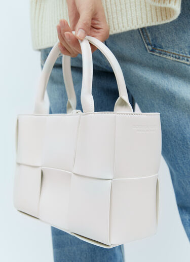 Bottega Veneta 미니 아르코 토트백 화이트 bov0255056