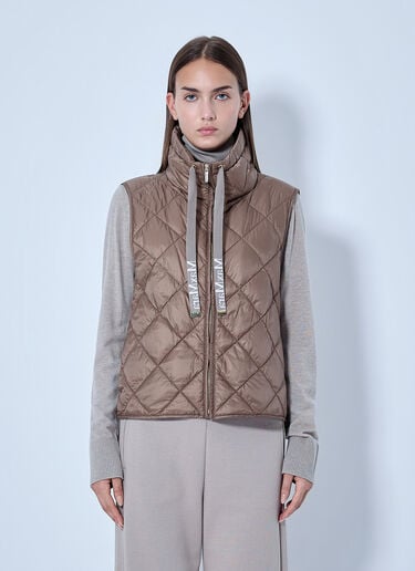 LN-CC® - Max Mara: Quilted Gilet with High Neck - Camel Max Mara Quilted Gilet with High Neck Camel max0266151