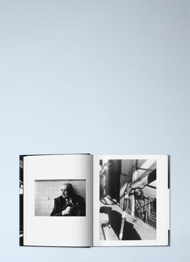 Ralph Gibson Photographs: 1960–2024 Book Taschen Ralph Gibson Photographs: 1960–2024 Book Multicolour wps0692313