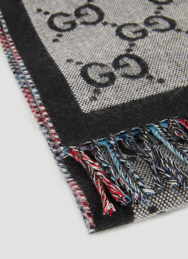 Gucci GG Reversible Check Scarf Grey guc0251089