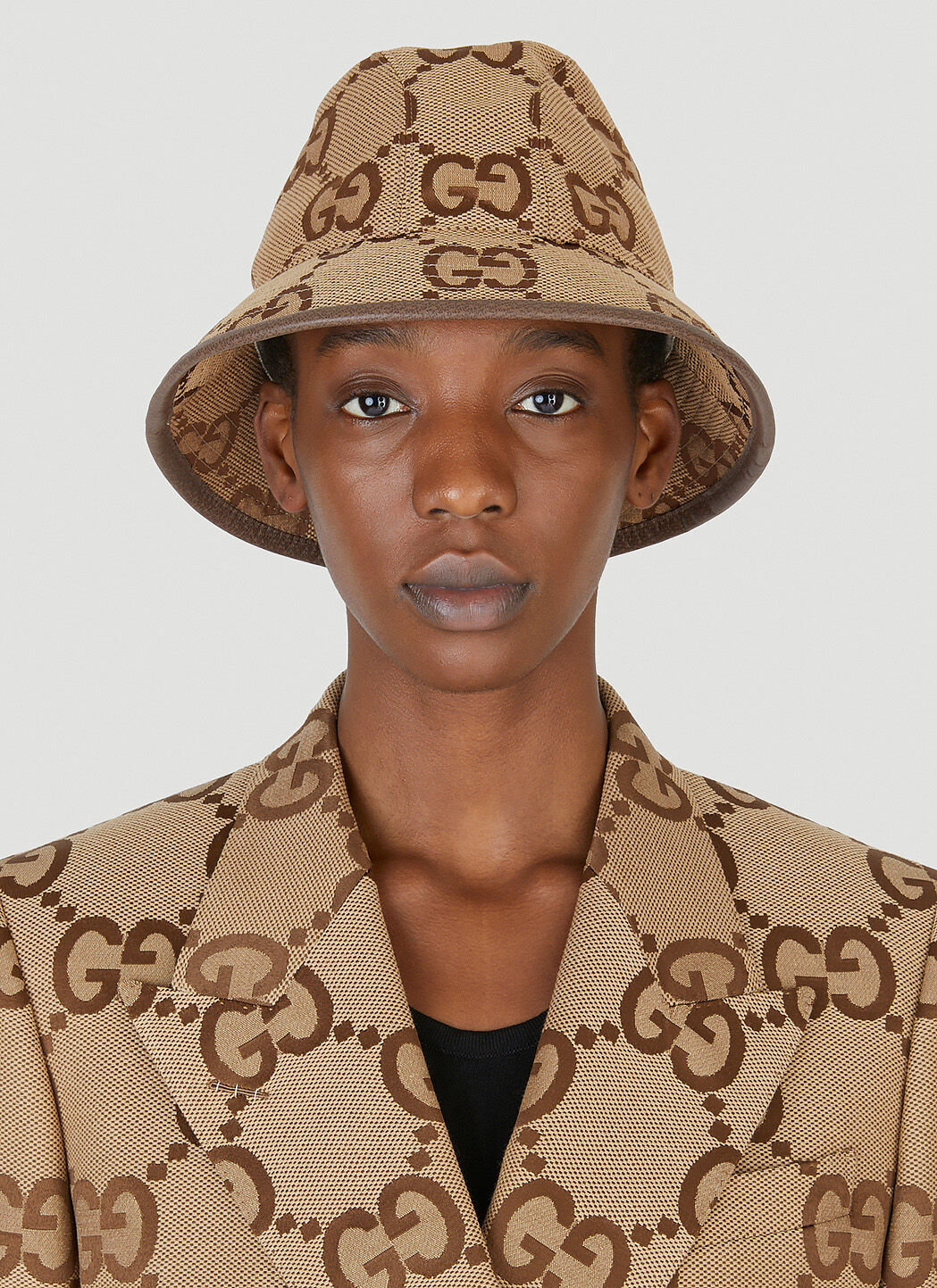 Gucci Jumbo GG Bucket Hat in Beige | LN-CC