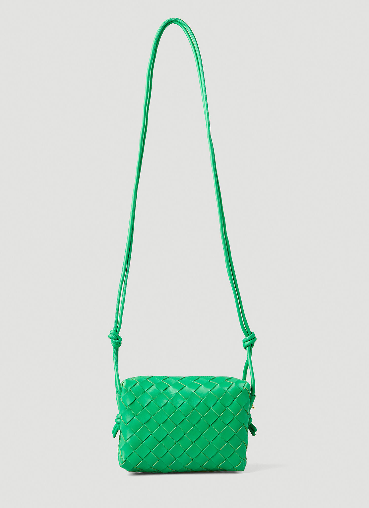 Bottega Veneta Loop Intreccciato Shoulder Bag In Green