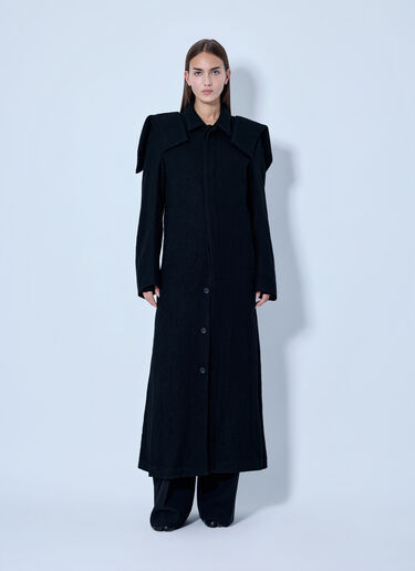 LN-CC® - Yohji Yamamoto: Shrink Serge Paneled Shoulder Long Coat - Black Yohji Yamamoto Shrink Serge Paneled Shoulder Long Coat Black yoy0263001