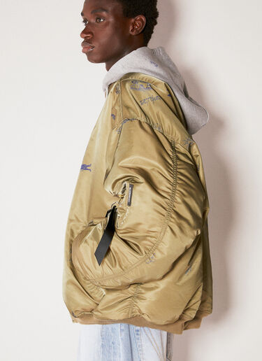 Reversible Scribbled Hooded Bomber Jacket Vetements Reversible Scribbled Hooded Bomber Jacket Green vet0154007