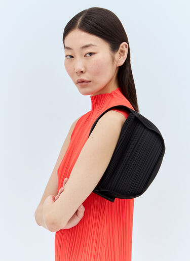 Pleats Please Issey Miyake 褶裥半月形手提包 黑色 plp0256006