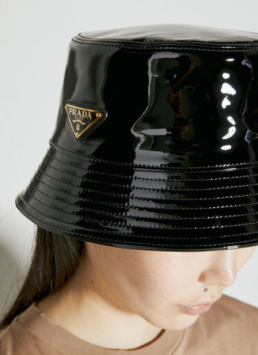 Prada Logo Plaque Patent Leather Bucket Hat Black pra0255011