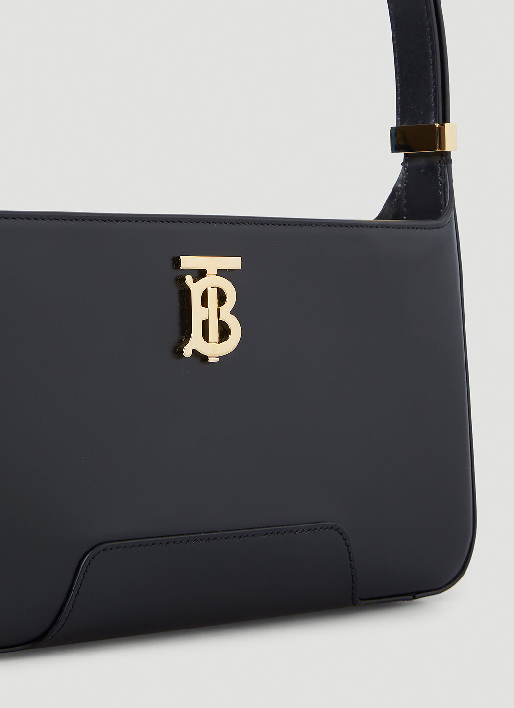 Burberry Women s TB Shoulder Bag in Black LN CC