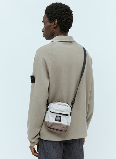 Stone Island 徽标贴饰斜挎包 灰色 sto0156120