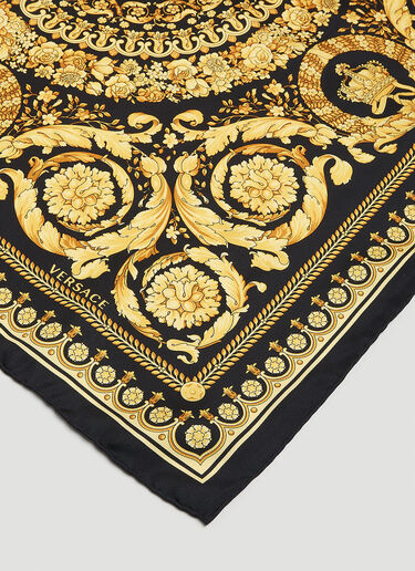 Versace Barocco Print Silk Scarf Gold vrs0251066