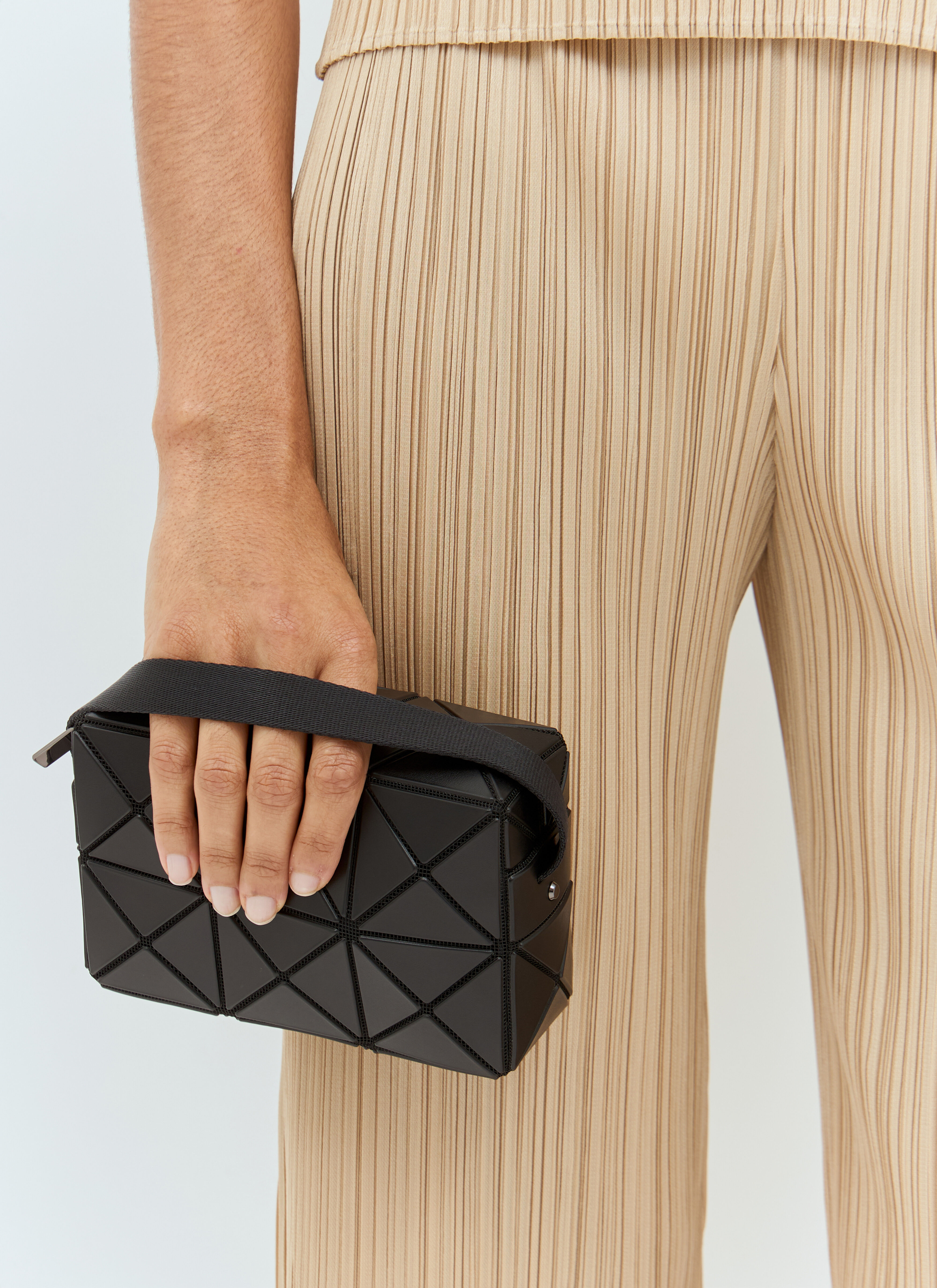 Bao Bao Issey Miyake Women's' Cuboid Shoulder Bag in Black | LN-CC®