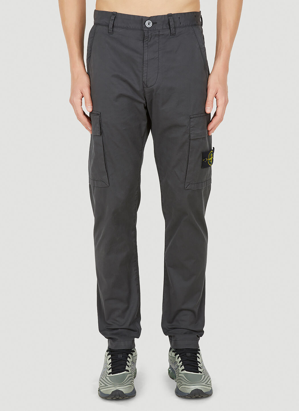 Stone Island Men s Compass Patch Cargo Pants in Grey LN CC
