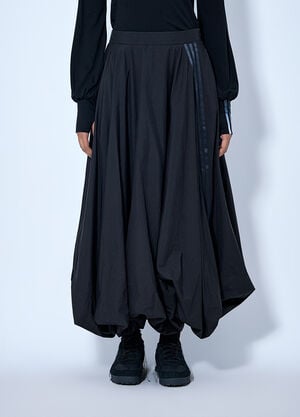 LN-CC® - Y-3: Gradient 3-Stripes Nylon Balloon Skirt - Black Y-3 Gradient 3-Stripes Nylon Balloon Skirt Black yyy0265012