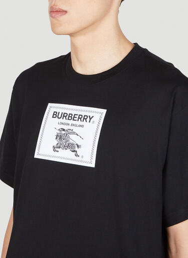 Burberry 로고 패치 T-셔츠 블랙 bur0151030