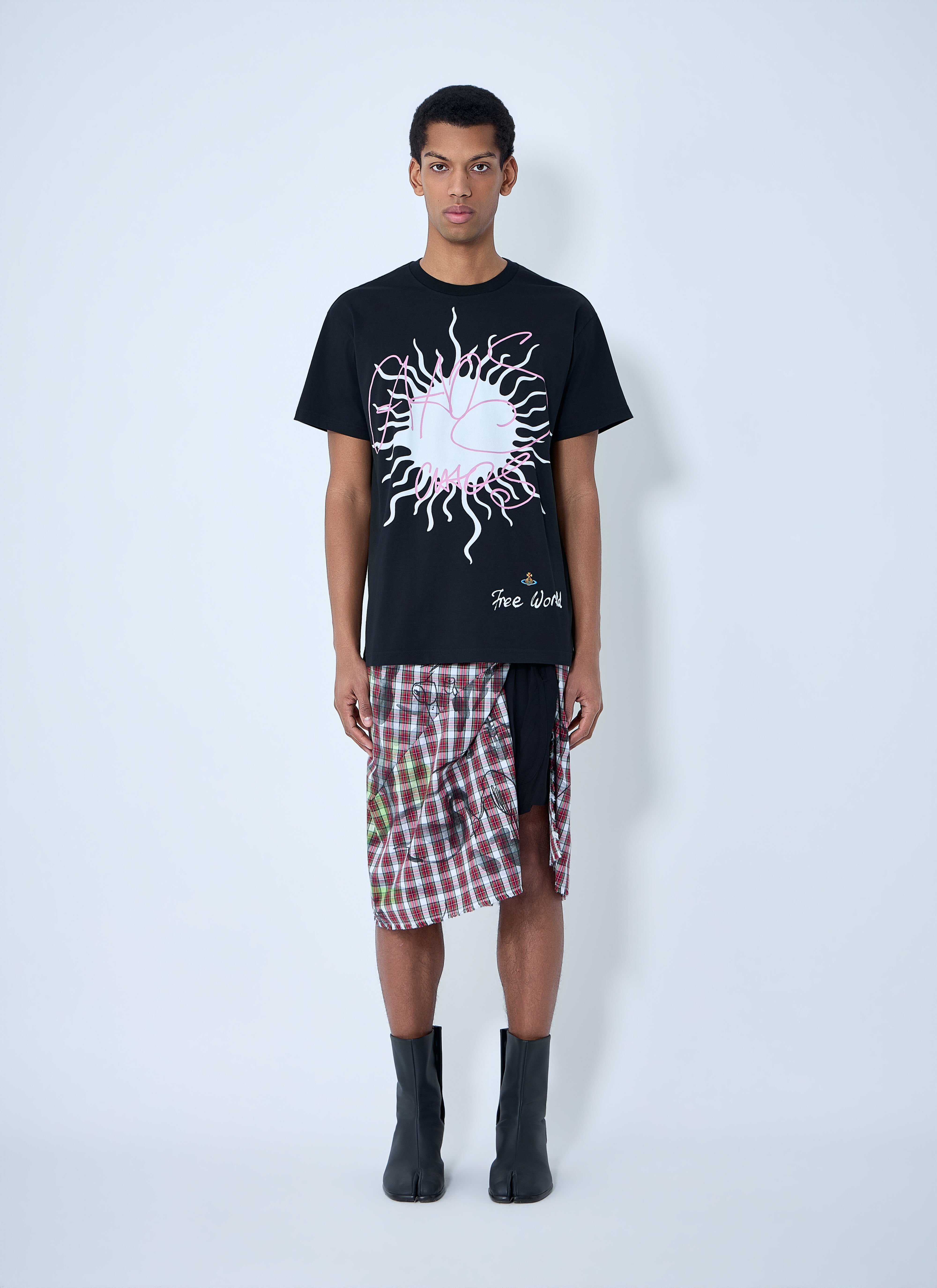 Vivienne Westwood Men's' Sun Classic T-Shirt in Black | LN-CC®