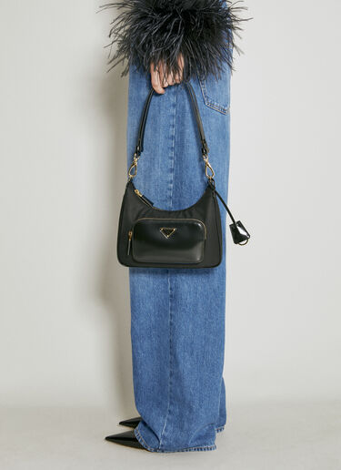 Prada 再生尼龙徽标铭牌单肩包  黑色 pra0255017