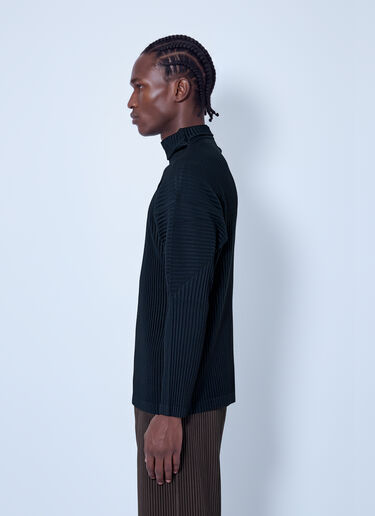 LN-CC® - Homme Plissé Issey Miyake: Basics Top - Black Homme Plissé Issey Miyake Basics Top Black hmp0166003