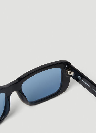 Burberry Jarvis Sunglasses Blue lxb0151001