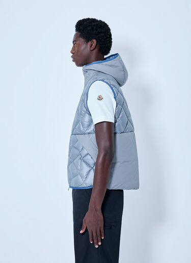LN-CC® - Moncler: Quilted Hooded Vest - Grey Moncler Quilted Hooded Vest Grey mon0166054