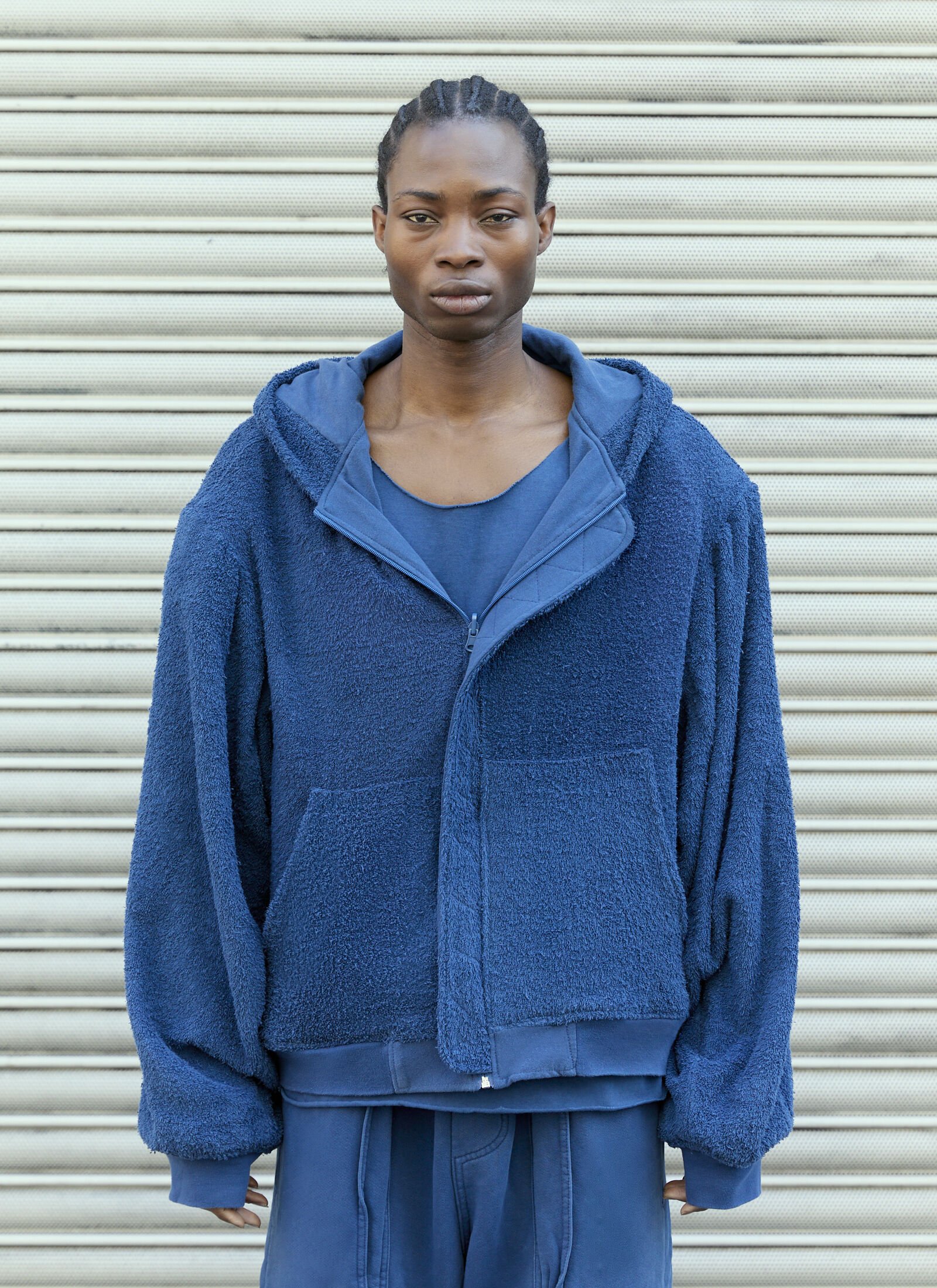GREG ROSS Men s Reversible Towel Hooded Sweatshirt in Blue LN CC