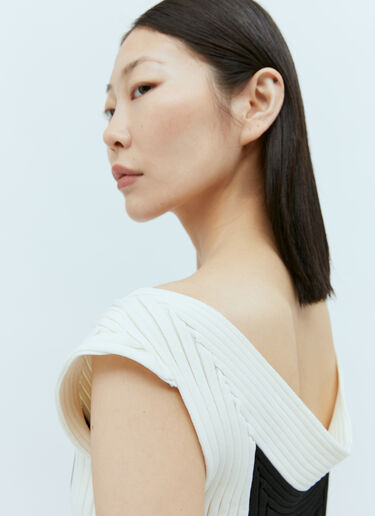 ポインテッド コントラストリブトップ Issey Miyake ポインテッド コントラストリブトップ ブラック ism0254002