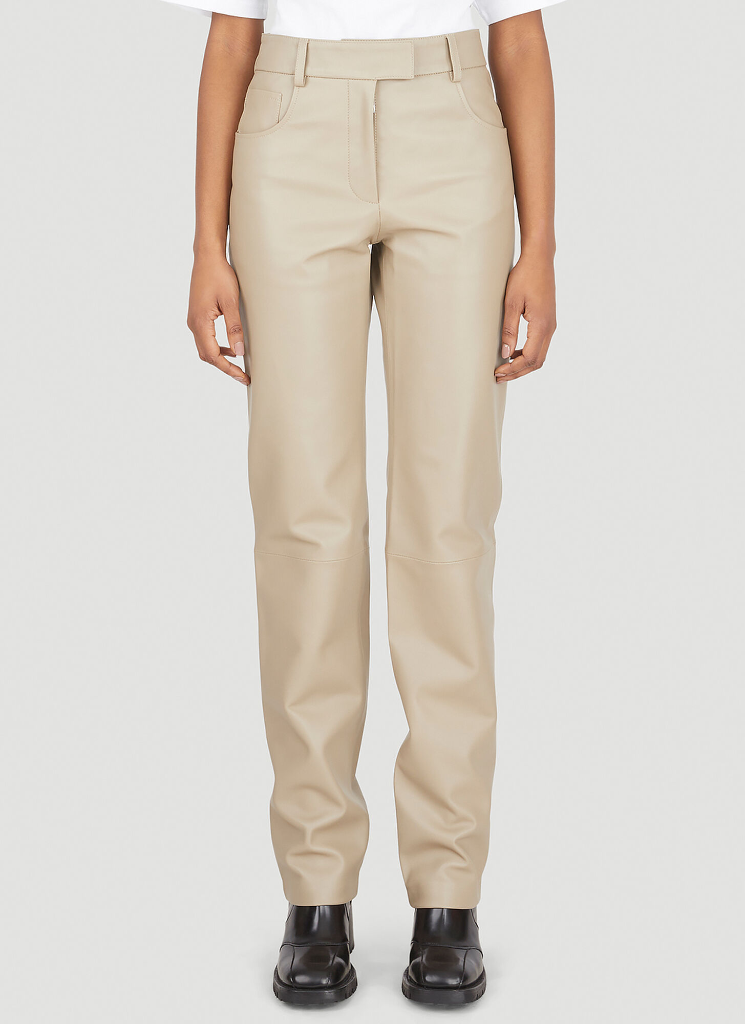 Common Leisure Power Suit Trousers In Beige