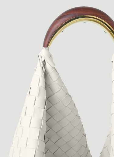 Bottega Veneta 풀라드 숄더백 화이트 bov0252102
