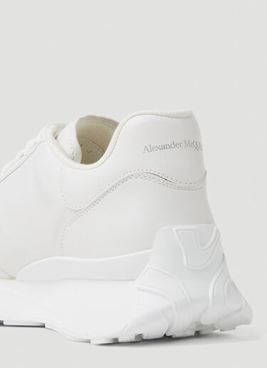 Alexander McQueen スプリント Runner スニーカー ホワイト amq0149025