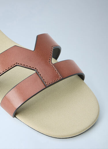 LN-CC® - Saint Laurent: Mabrouka Slides - Brown Saint Laurent Mabrouka Slides Brown sla0264024