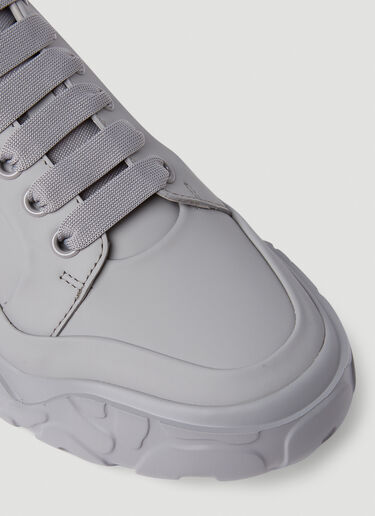 Alexander McQueen Court 运动鞋 浅灰色 amq0149044