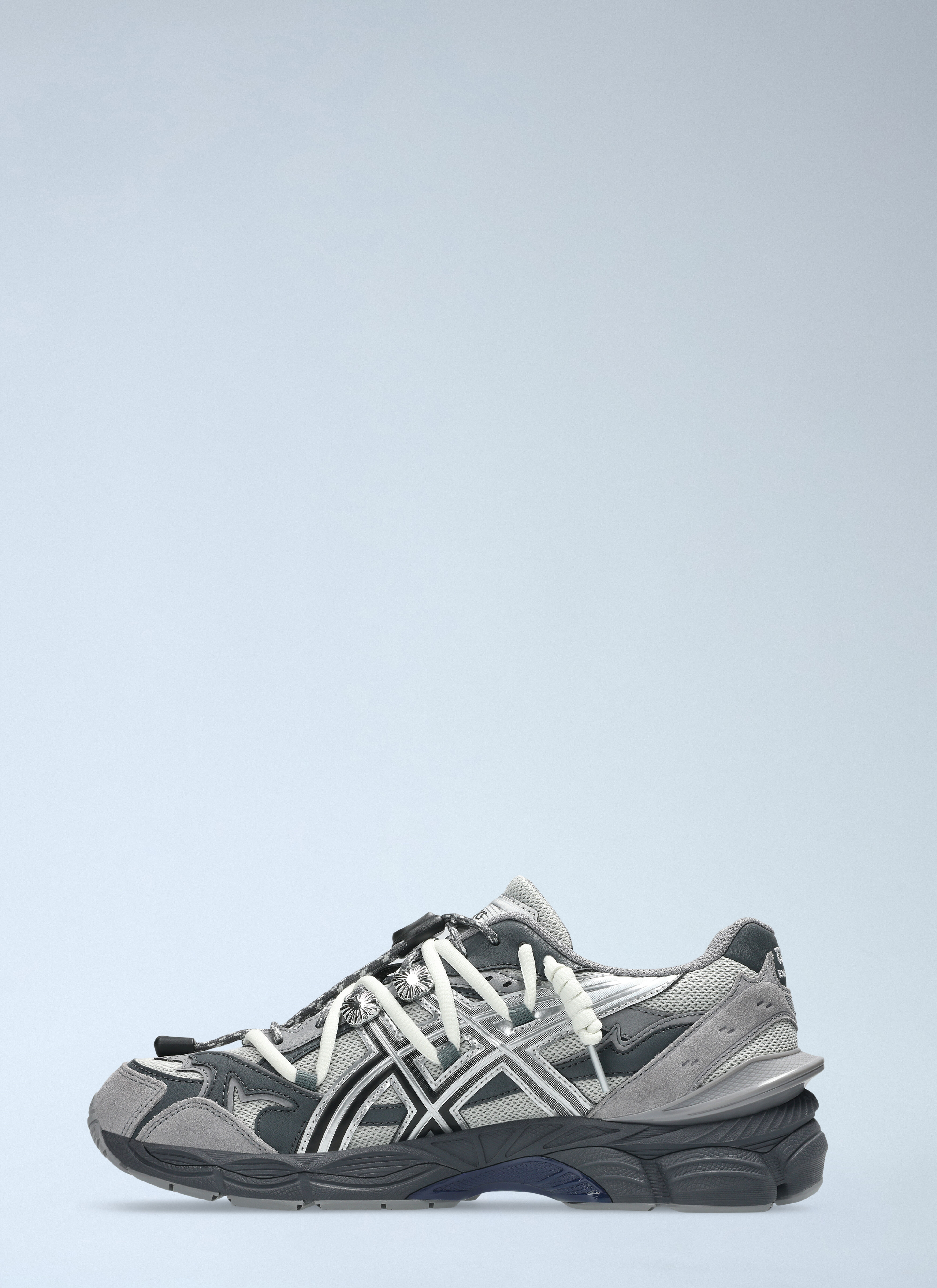 Asics x TOGA ARCHIVES Gel-Cumulus 16 Sneakers in Grey | LN-CC®