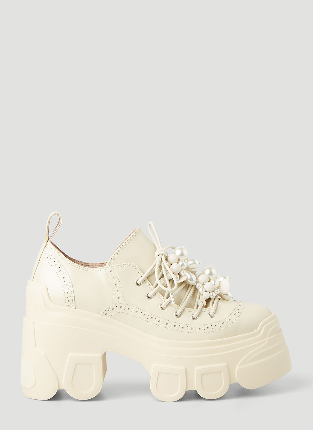 Simone Rocha Pearl Embellished Platform Shoes  Cream sra0250023