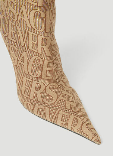 Versace 徽标提花高跟靴 米色 vrs0253026
