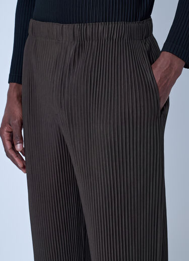 LN-CC® - Homme Plissé Issey Miyake: July Pleated Pants - Brown Homme Plissé Issey Miyake July Pleated Pants Brown hmp0166009
