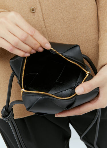 미니 카메라 숄더 백 Bottega Veneta 미니 카메라 숄더 백 블랙 bov0249028