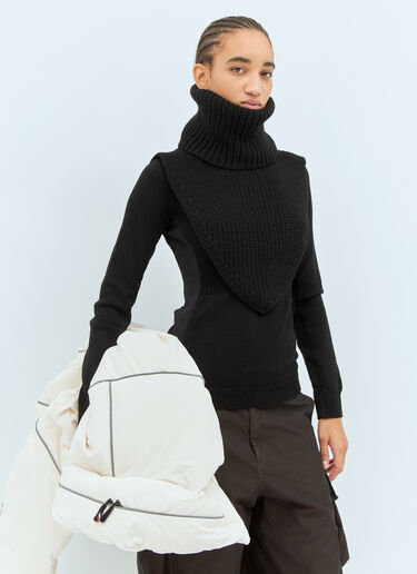 Moncler Grenoble Logo Patch Neckwarmer Black mog0258014