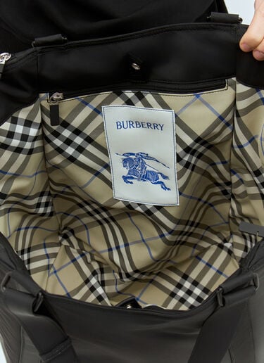 Burberry シールドフィールドトートバッグ ブラック bur0158022