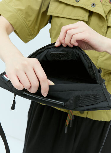 Moncler Grenoble 徽标贴花腰包 黑色 mog0255012
